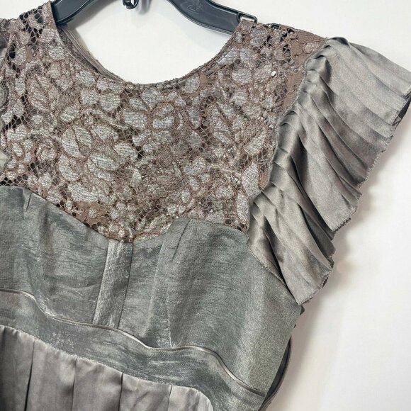 Development by Erica Davies Lace Silk Mini Cocktail Dress Gray 2 Flutter Sleeve - Picture 2 of 7
